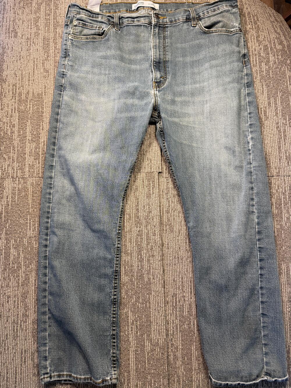 Signature By Levi Strauss S51 Straight Jeans Mens 42x30 Light Wash Denim Pants